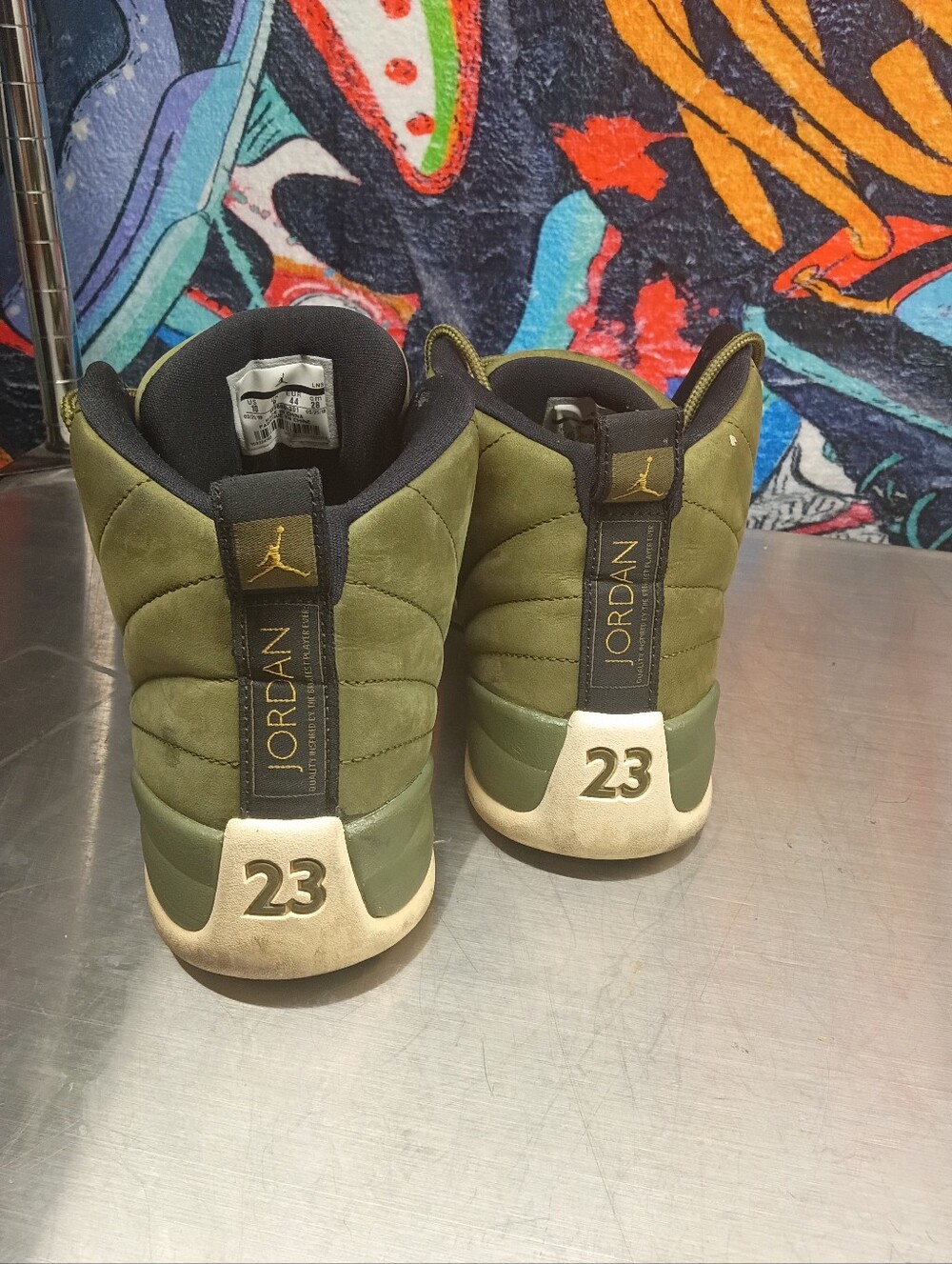 Jordan 12 - Picture 3 of 4